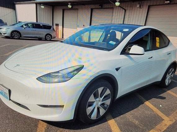 TESLA MODEL Y 2020 5YJYGDEE8LF016950 image